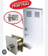 Cerradura de seguridad para puerta de trastero